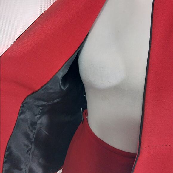 KASPER! GORGEOUS ROUGE RED W/BLACK TRIM 2 PC SKIRT & JACKET SUIT SET! SZ 6P - Picture 5 of 11